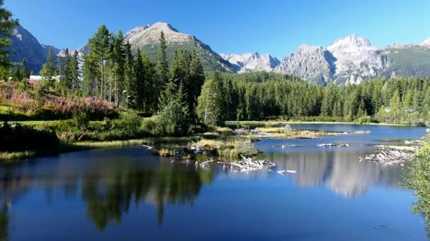 Strbske Pleso en slovaque Hautes Tatras à l'été — Video