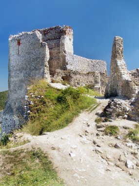 Kotiçe ' - donjon ve iç kale