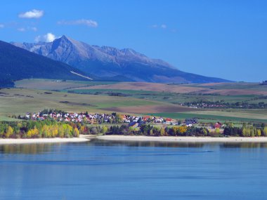 Liptovska mara Gölü, liptovsky trnovec ve krivan