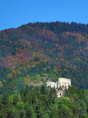 likava kale harabe derin ormanda gizli