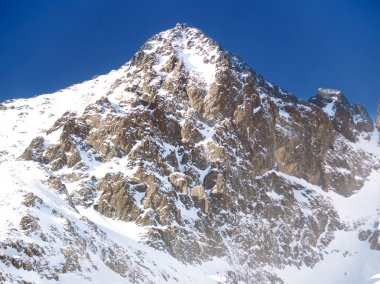 Lomnicky tepe (Lomnicky stit kış görünümü)