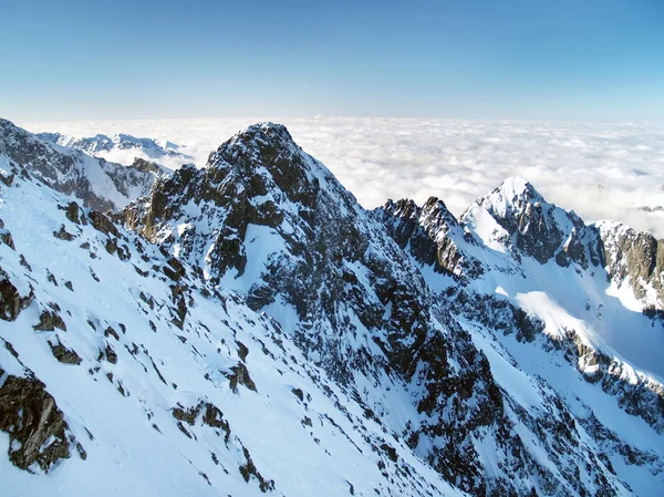 Kolovy κορυφή (Kolovy stit), στο High Tatras κατά τη διάρκεια του χειμώνα — Φωτογραφία Αρχείου