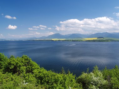 Liptovska mara Gölü, liptovsky trnovec ve krivan