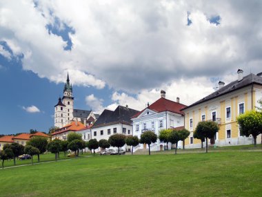 Ortaçağ kremnica şehrin ana Meydanı