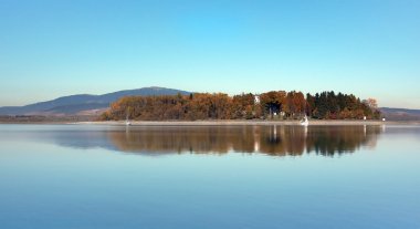 slanica Island, oravska priehrada geç akşam