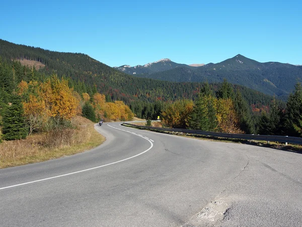 Road and Rohace, Western Tatras, Slovakia — Stock Photo, Image