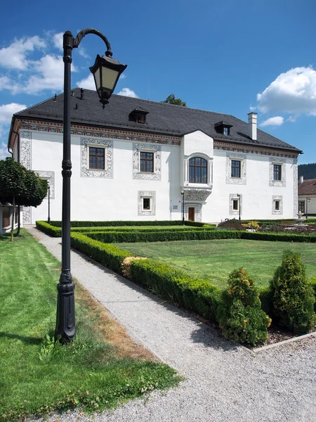 Palacio de bodas en Bytca, Eslovaquia —  Fotos de Stock