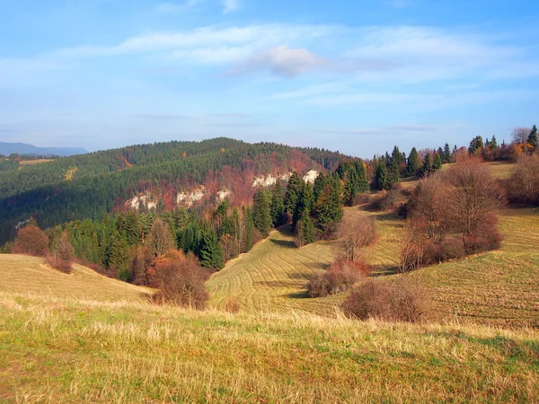 Podzimní pole v tykev skala, Slovensko — Stock fotografie