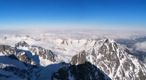Prospettive invernali da Lomnicky Peak, Alti Tatra — Foto Stock