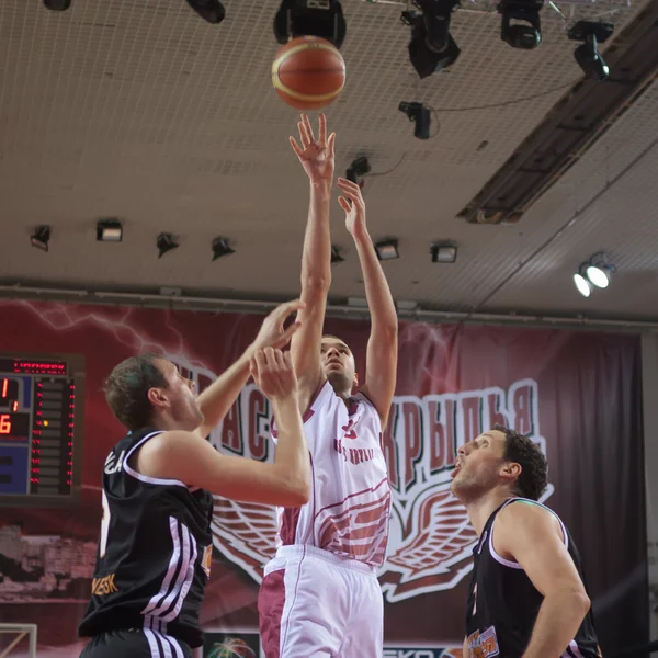 Samara Russia November Nikita Balashov Krasnye Krylia Throws Ball Basket — Stock Photo, Image