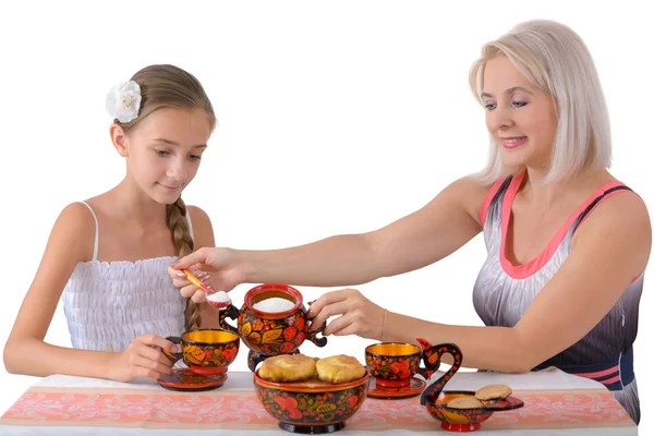 Mother and daughter drinking tea — Stock Photo, Image