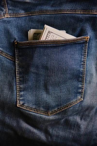 Bolso Jeans Com Dinheiro Close Bolso Jeans Azul Com Notas — Fotografia de Stock