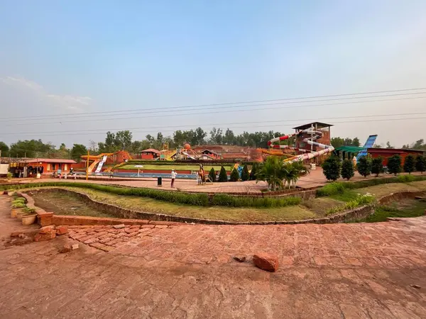 Eğlence parkında bir gün bir iki damla su olmadan asla bitmez..