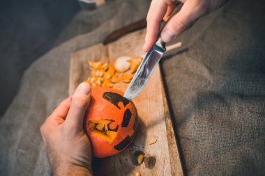 31 Ekim 'de Cadılar Bayramı' nı kutlamak için eski bir gelenek