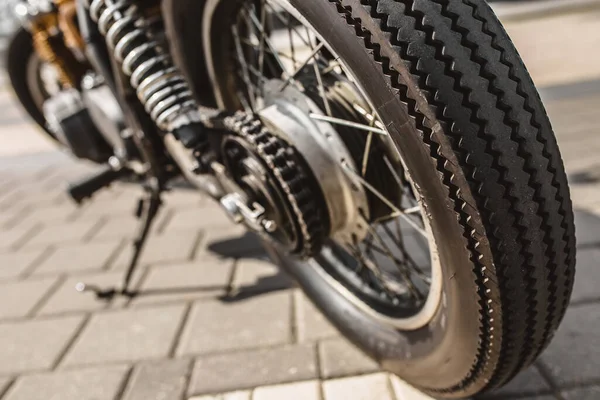 Motorcycle rear wheel - motorcycle tires - mechanical power transmission
