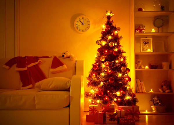 Presents under Christmas Tree — Stock Image Presents under Christmas Tree Stock Picture