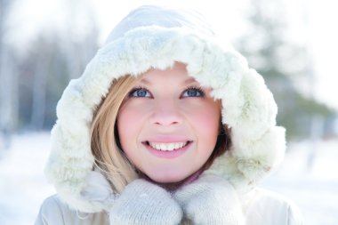 Kış kadın portresi