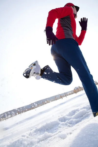 Runner in winter — Stock Photo, Image
