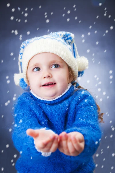 Κοριτσάκι χειμώνα — Φωτογραφία Αρχείου