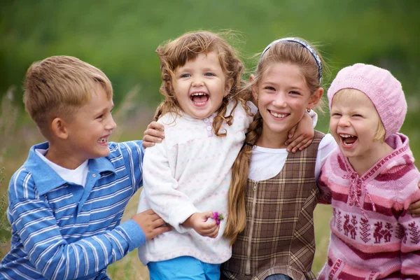 Niños felices —  Fotos de Stock