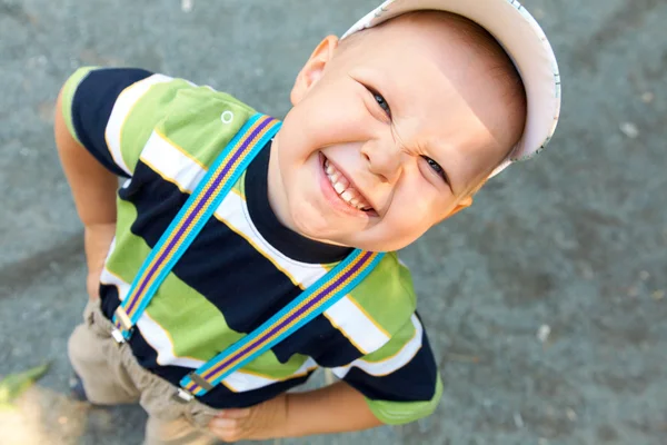 Niño feliz — Foto de Stock