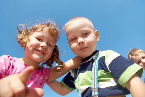 Glückliche Kinder — Stockfoto