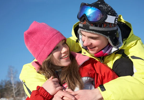 Couple in wintertime — Stock Photo, Image