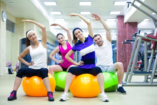 Entraînement en salle de gym — Photo