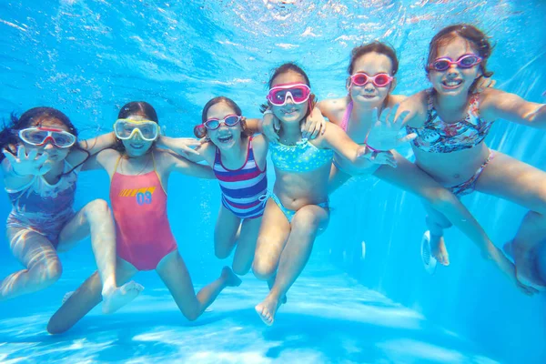 Little Happy Kids Swimming Pool Underwater — Stock Photo, Image