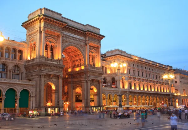 밀라노, 이탈리아의 비토리오 에마누엘레 2 세 갤러리 — 스톡 사진