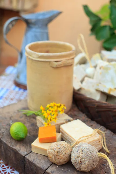 Hausgemachte Seifen — Stockfoto