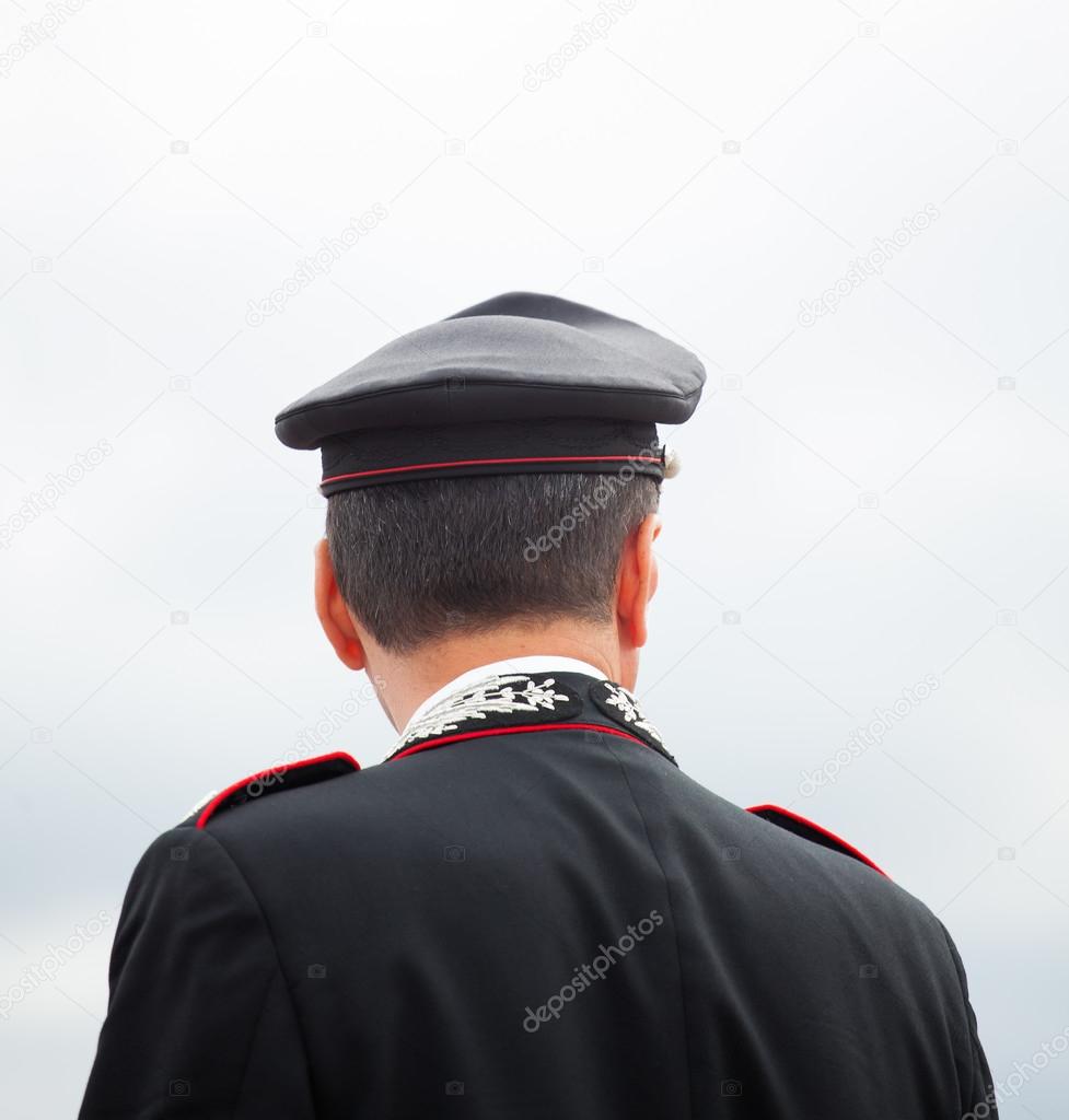 Carabiniere, Italian policeman