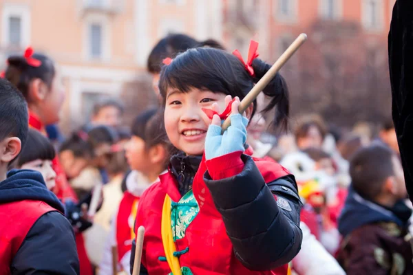 Китайський Новий рік парад в Мілані — стокове фото