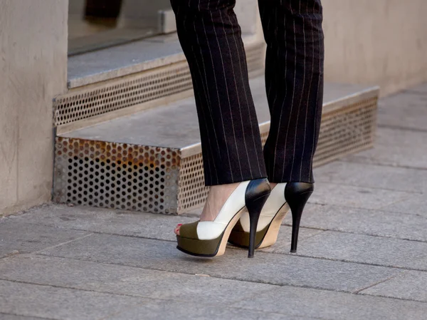 Ženské boty s patou — Stock fotografie