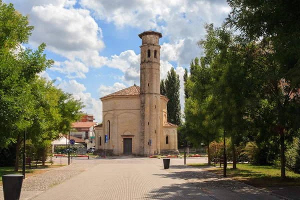Церковь Святой Троицы в Порденоне — стоковое фото