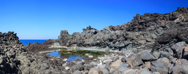 パンテレリア島にある laghetti ・ デッレ ・ オンディーヌ — ストック写真