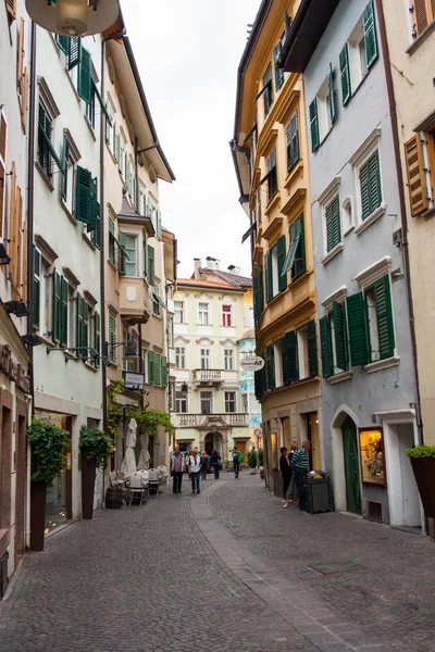 Edifícios antigos em Bolzano — Fotografia de Stock