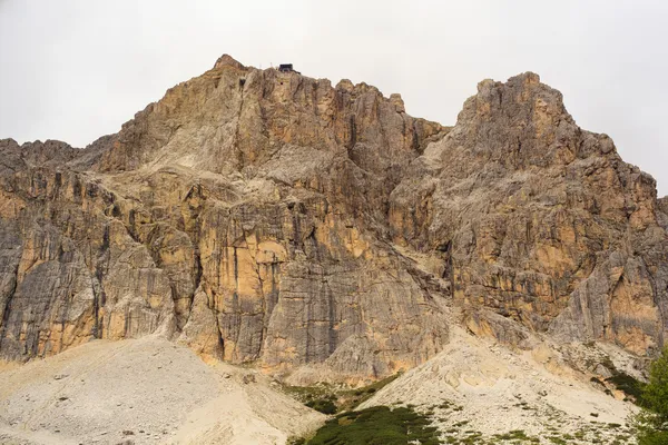 O Piccolo Lagazuoi dal Passo Falzarego — Fotografia de Stock