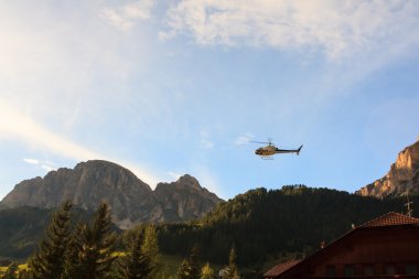Helikopter iniş Val badia içinde