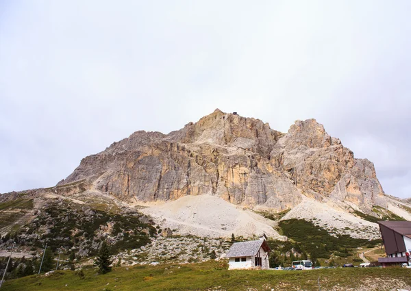 Piccolo Lagazuoi from Passo Falzarego — Stock Photo, Image