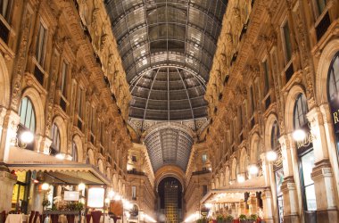 Galeri vittorio emanuele II Milano, İtalya
