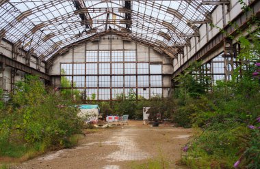 terk edilmiş sanayi