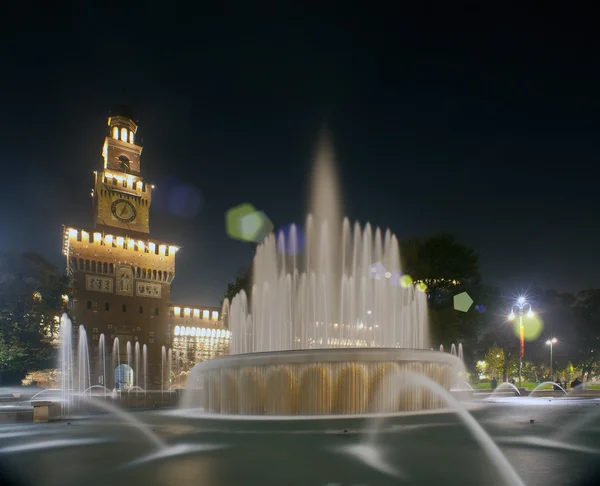 Castillo de Sforzesco en Milán, Italia —  Fotos de Stock