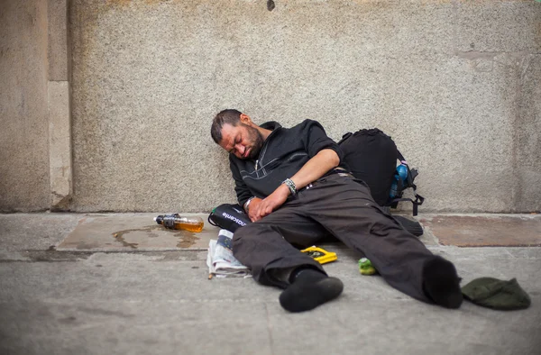 Sin hogar durmiendo — Foto de Stock