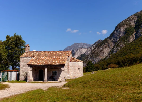 Gemona Del Friuli Olaszország Szeptember Századi Szent Ágnes Templom Látképe — Stock Fotó