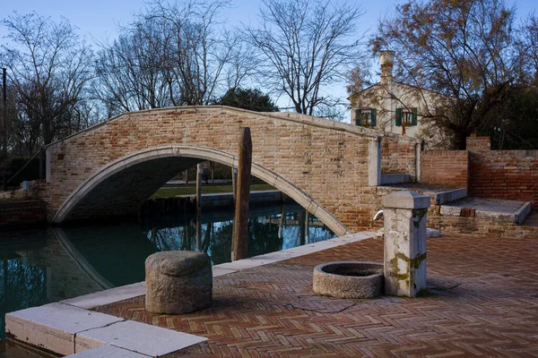 Blick Auf Die Backsteinbrücke Auf Der Insel Torcello Venedig Italien — Stockfoto