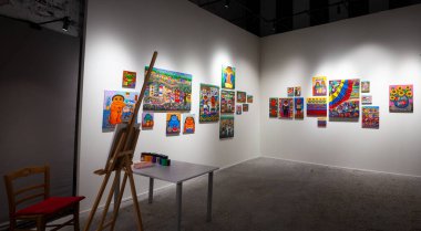 Venedik, İtalya - 20 Nisan 2022 'de Venedik bienalinin 59. Uluslararası Sanat Sergisi' nde Uruguay Pavyonu 'nun görüntüsü