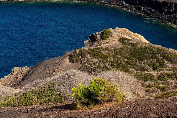 Вид Мальовничу Лавову Скелю Острів Ліноса Сицилія — стокове фото