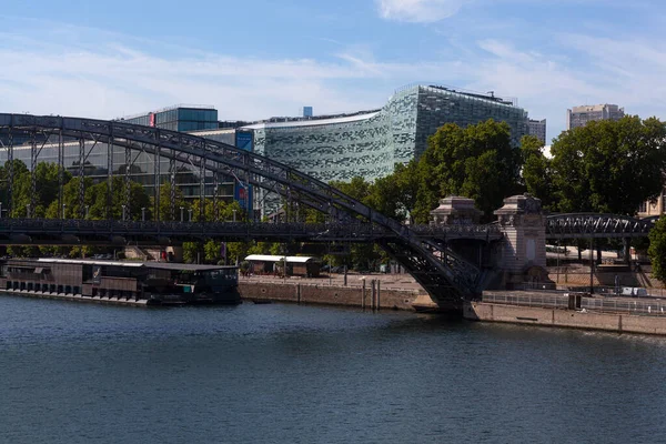 Παρίσι Γαλλία Ιουλίου Σιδερένια Γέφυρα Viaduc Austerlit Στις Ιουλίου 2022 — Φωτογραφία Αρχείου