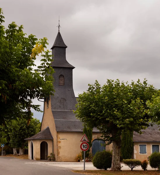 View Church Called Glise Paroissiale Saint Jacques Majeur Located Pomps — стокове фото